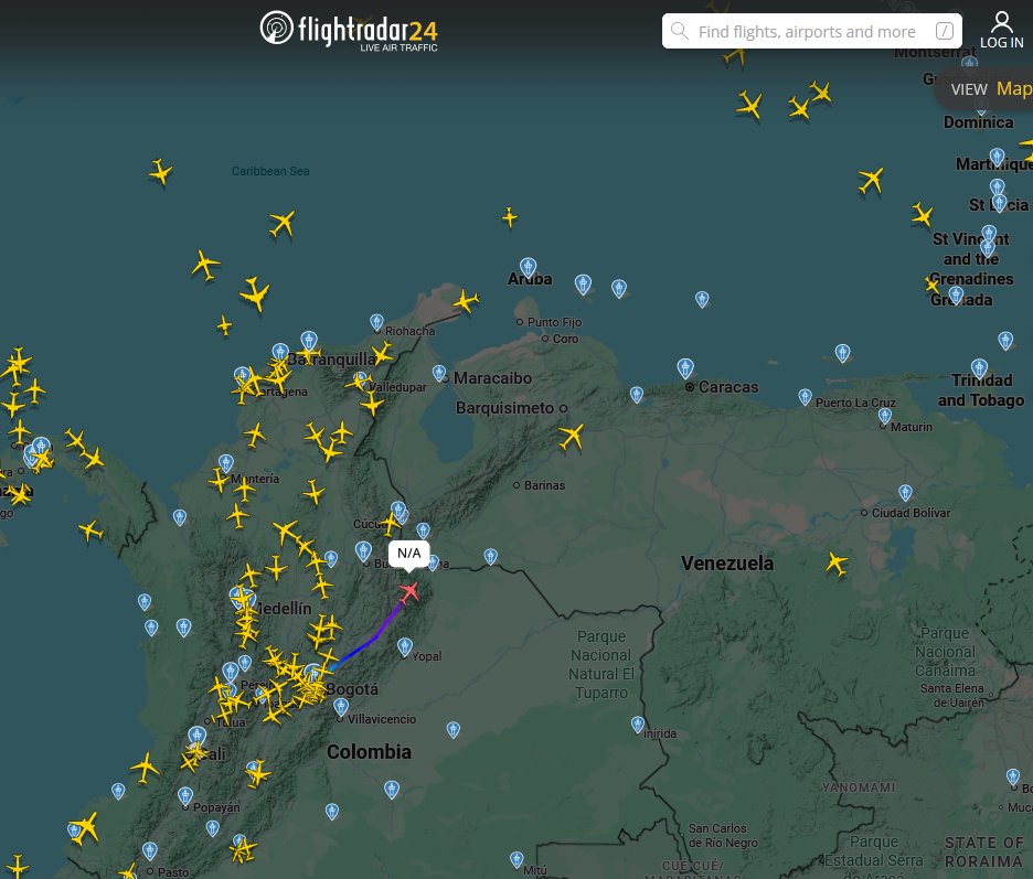 Más allá de la presión de USA sobre Venezuela, el monitorear el tráfico aéreo en el Mar Caribe me trajo una reflexión un tanto... triste:
Los cielos venezolanos apenas si muestran un par de aviones, en todo momento. Más temprano eran como 6 en total en su máximo momento. Sin