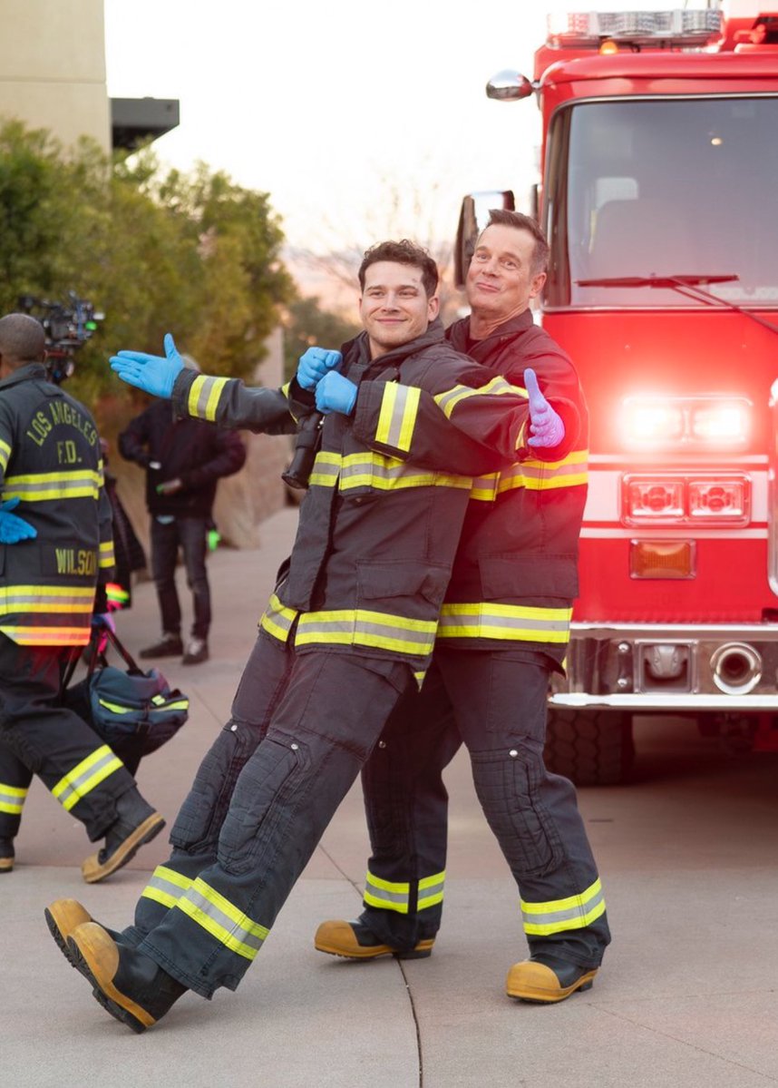 fleabageddie's tweet image. i wish they’d put this one in buck’s house