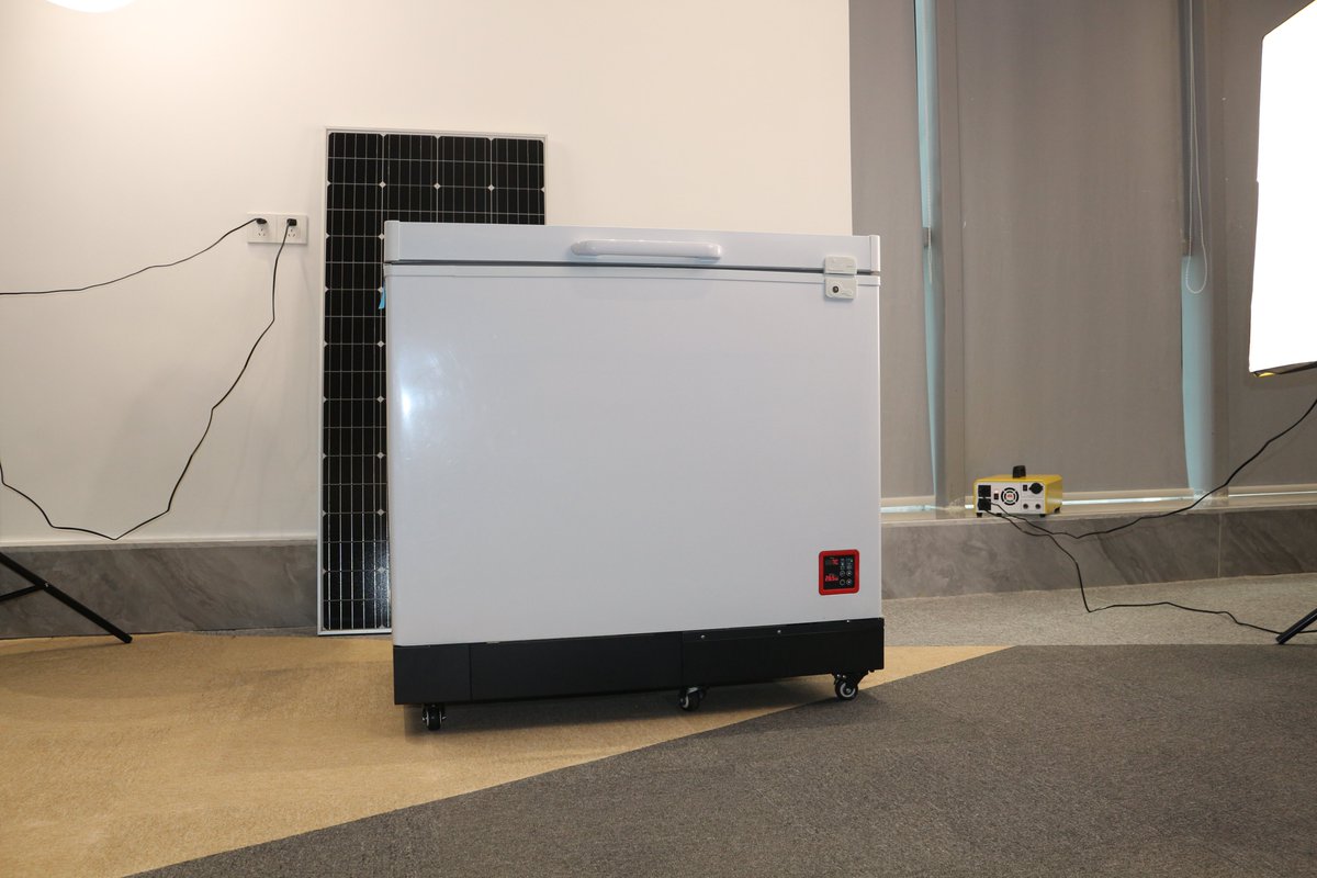 Mindtechpower's tweet image. Solar freezers: 100L to 600L. We offer solar freezers in a full range of sizes from 100L to 600L, meeting your needs for different scenarios #solarpowered #solarfreezer