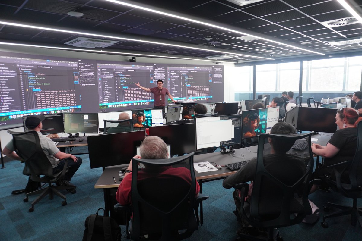 BsidesSyd_Org's tweet image. Packed rooms, sharp minds, and hands-on learning at #BSidesSydney 2025! From memory forensics and Kerberos deep dives to IoT, ML, and security culture — huge thanks to all our trainers and attendees who made the workshops such a highlight.