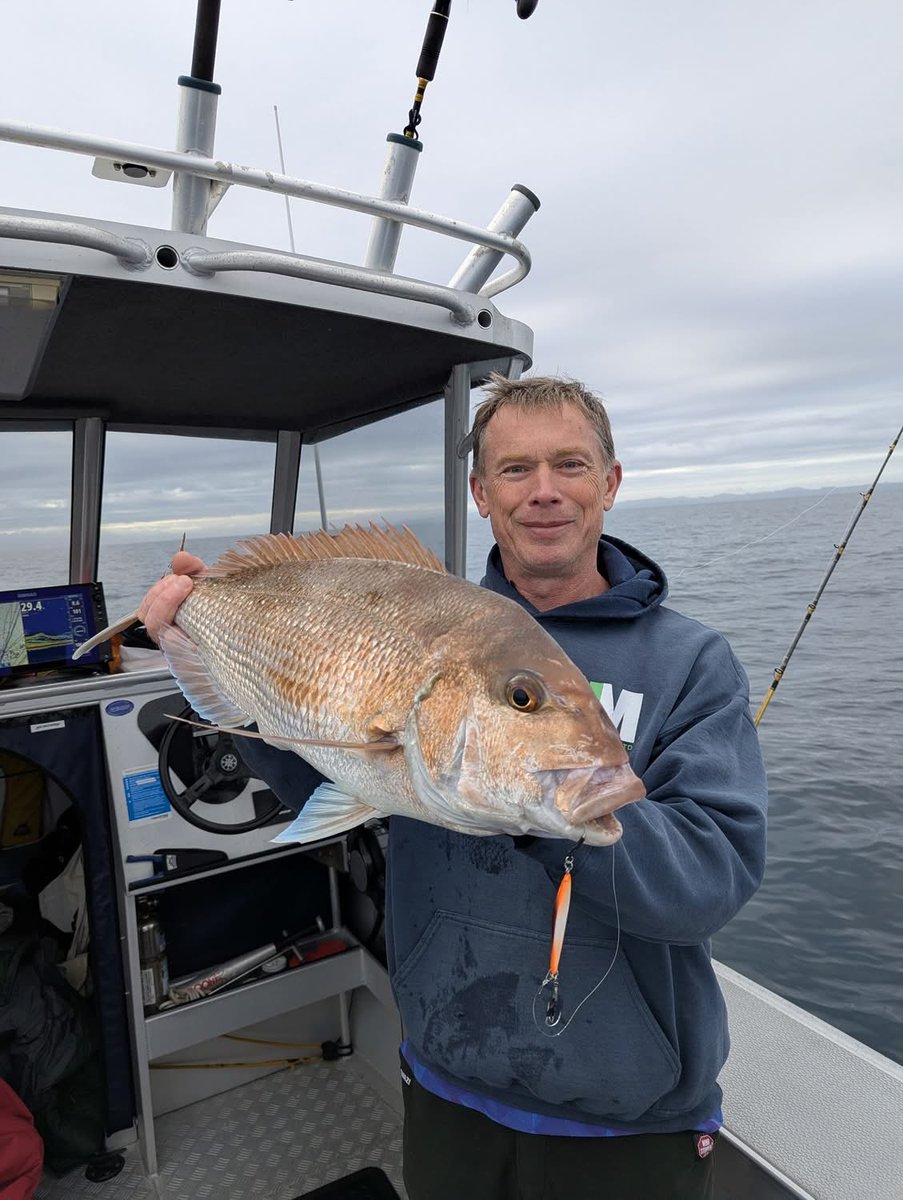 palms_global's tweet photo. Snapper with Slow Blatt cast WIDE in North island, New Zealand 🇳🇿
Lure: Slow Blatt cast WIDE, Rocky crab color(MG-158)
Thank you Mal !
#palmsfishing #snapperfishing #slowjigging #fishingnz #nzfishing @monsterdist @palms_japan https://t.co/2CDDHrmLx9