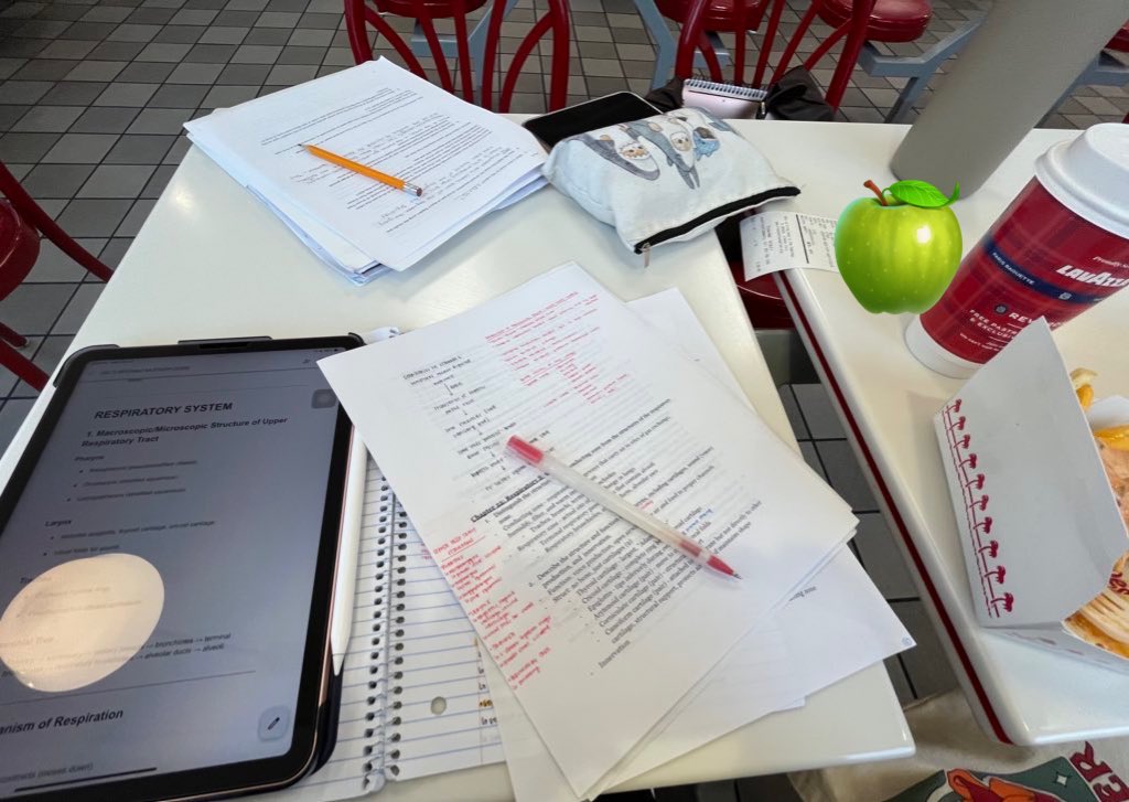 iampoopoohead's tweet image. sometimes it just gets to that point