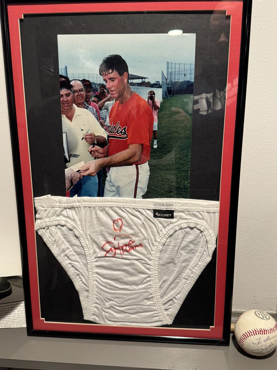 <a href="/camdensgoneyard/">Bill Enck</a> <a href="/Out_o_wack_chef/">Bo_Breaker</a> <a href="/CardPurchaser/">Card Purchaser</a> <a href="/Kards4Smiles/">Kards4Smiles</a> Oh <a href="/Jim22Palmer/">Jim Palmer</a> Bill ⬆️ asked a curious question regarding this photo 
“I wonder how many he’s actually signed”
As an O’s fan we’ve all seen the ads etc, but this is the first signed clothing that I’ve seen.