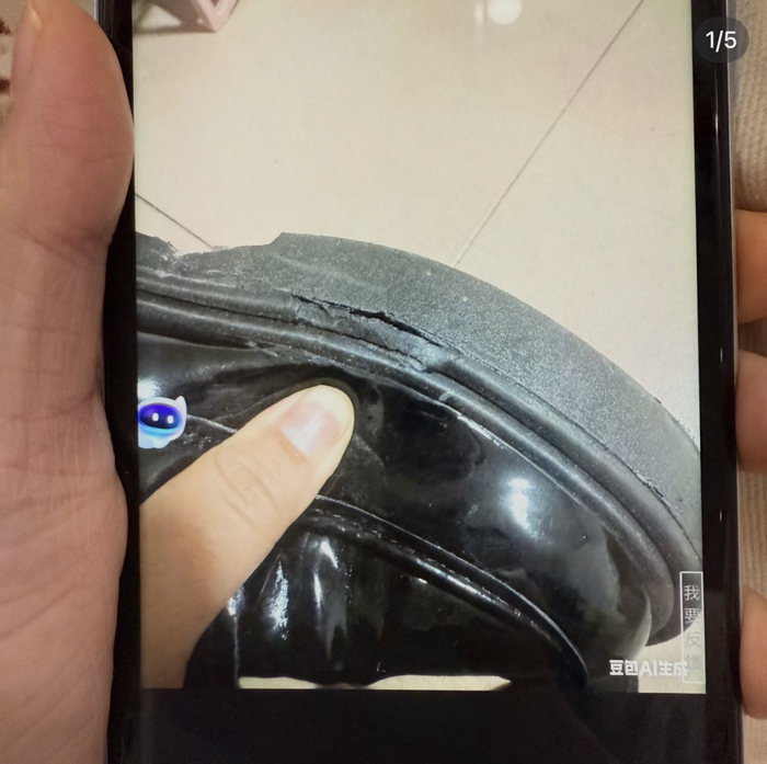 #InteligênciaArtificial Eu, particularmente, acho muito irritante que os softwares atuais de geração de imagens por IA a