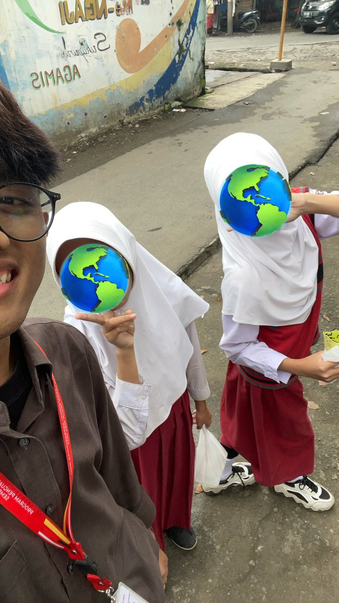 pupidibak's tweet photo. hi, ur teacher bf here https://t.co/Nr7on6p7cT