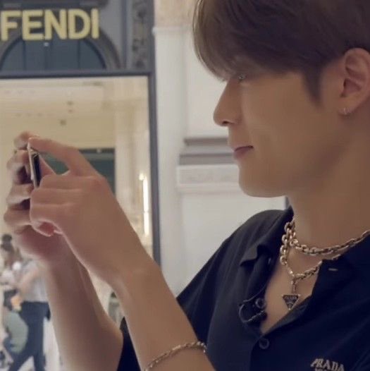 99tulips's tweet image. &amp;lt;3