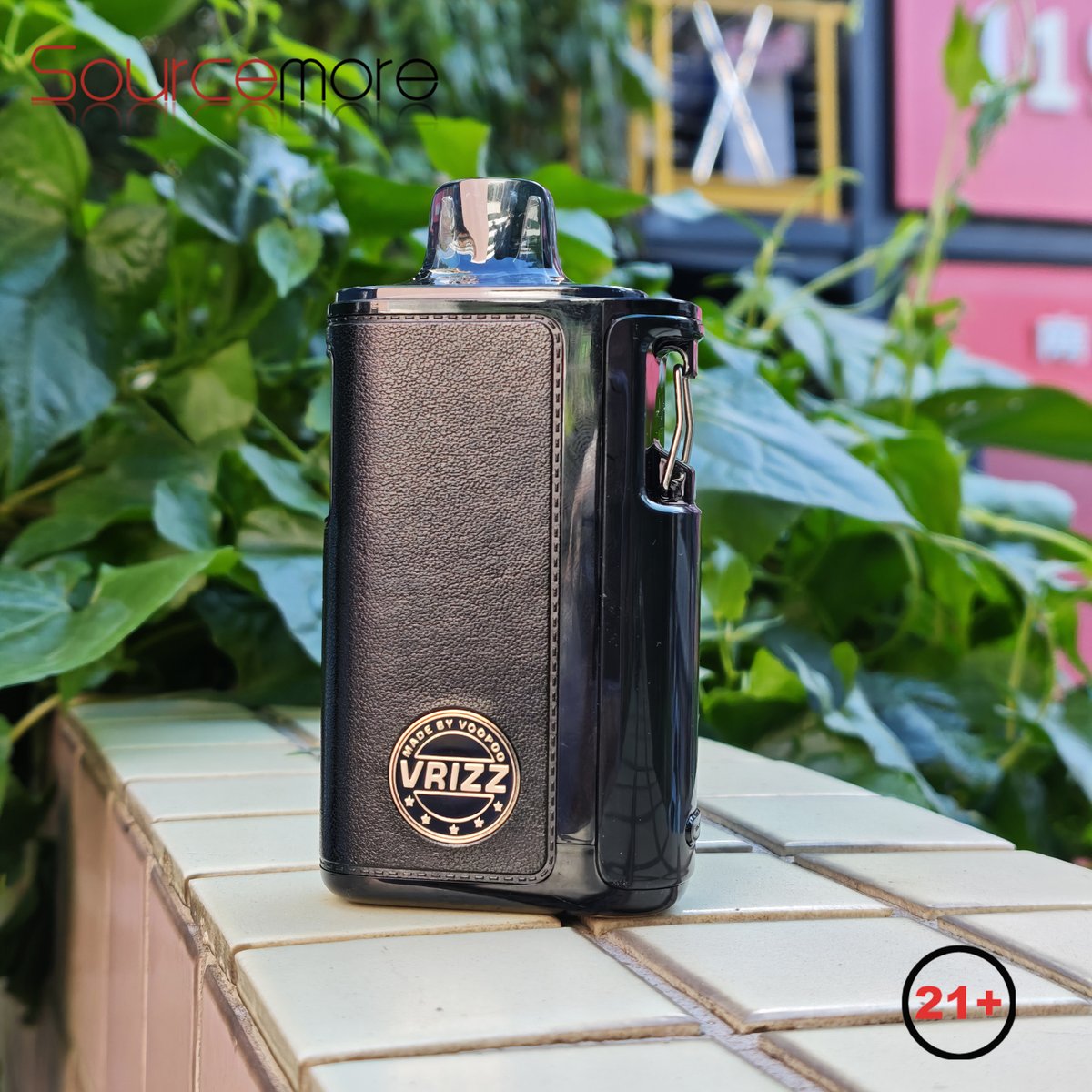 Sourcemore_Ecig's tweet image. Performance, simplified.

The VOOPOO Vrizz 2 Pod Kit brings a one-touch mode switch (TURBO/NORM/ECO) for instant control ⚙️⚡
Plus, a 1350mAh HD battery to back you up all day 🔋💥

TURBO fans, where are you at? 😁👇

#Sourcemore #GearTalk #PocketTech #VOOPOO #Vrizz2