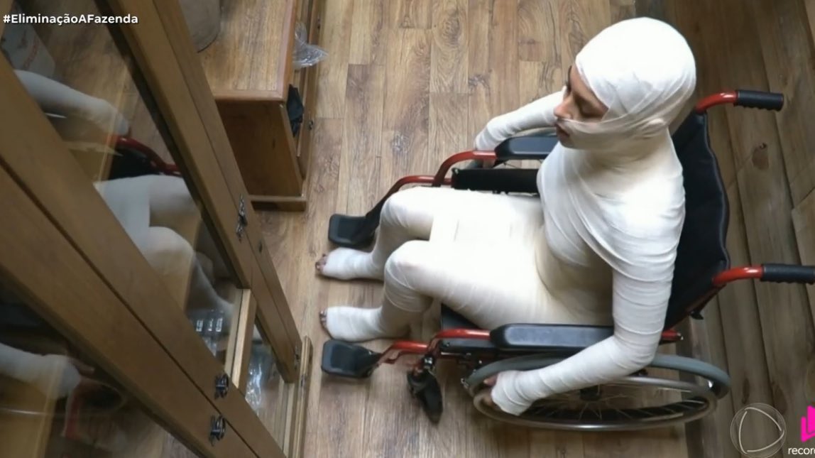 IrenesSilva80's tweet image. Rayane virou piada, tbm, né kkk mais q merecido que Mico.
#AFazenda 
#eliminaçãoafazenda