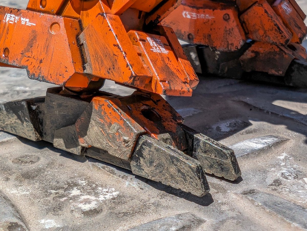 Barnard0079's tweet image. #黙ってウェザリングをはる