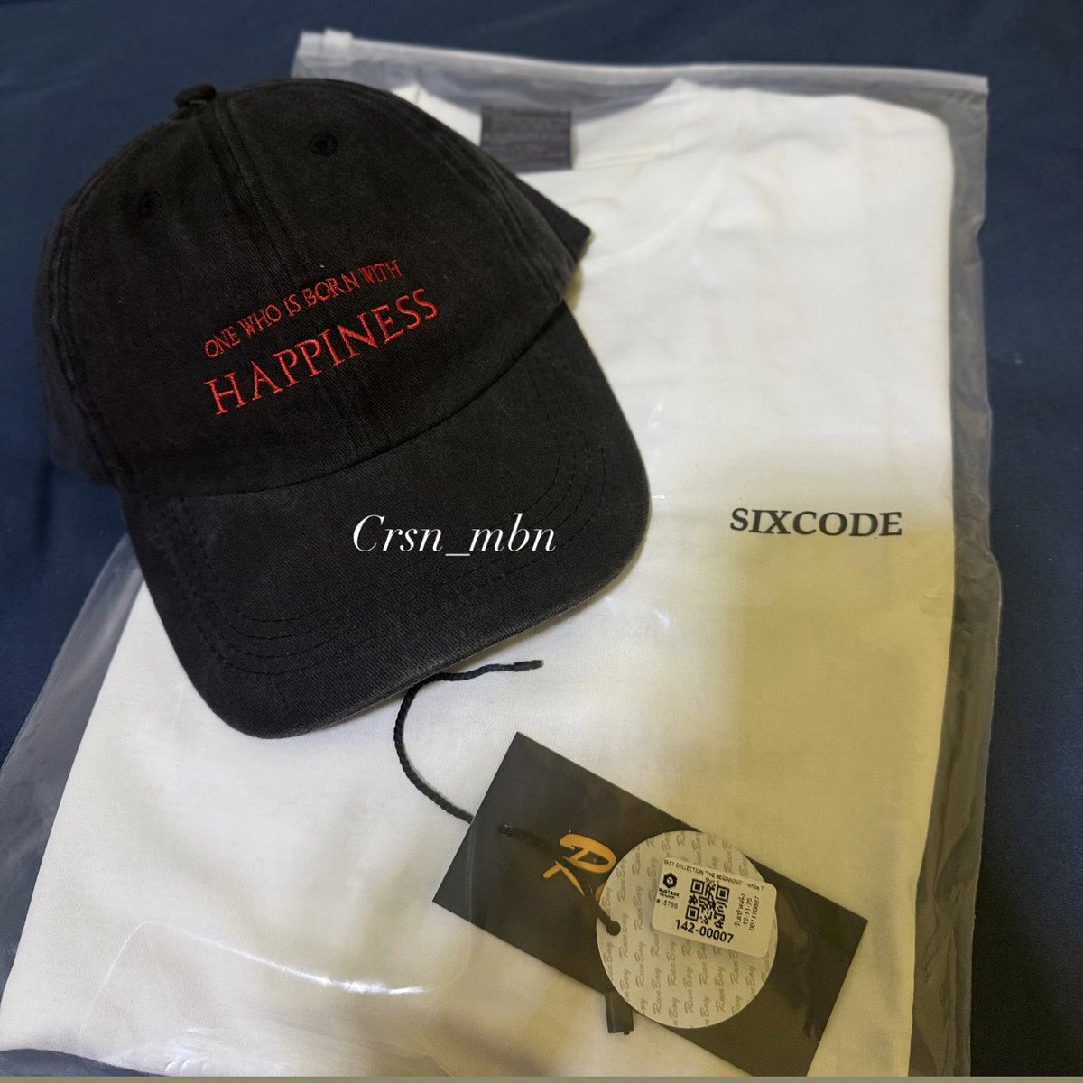 crsn_mbn's tweet image. ได้ฤกษ์แกะกล่องพัสดุละงับบ  สวยมั้กกก แต่ผมสั่งไซส์ M มา ตัวใหญ่แท้ 

#6CODE #sixcode 
#Maxkybas