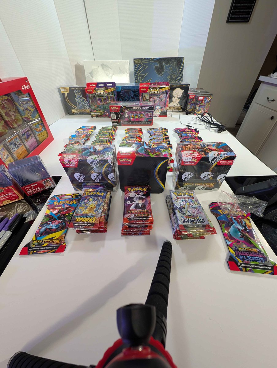 ShinoTCGTV's tweet image. Getting ready for our first stream!