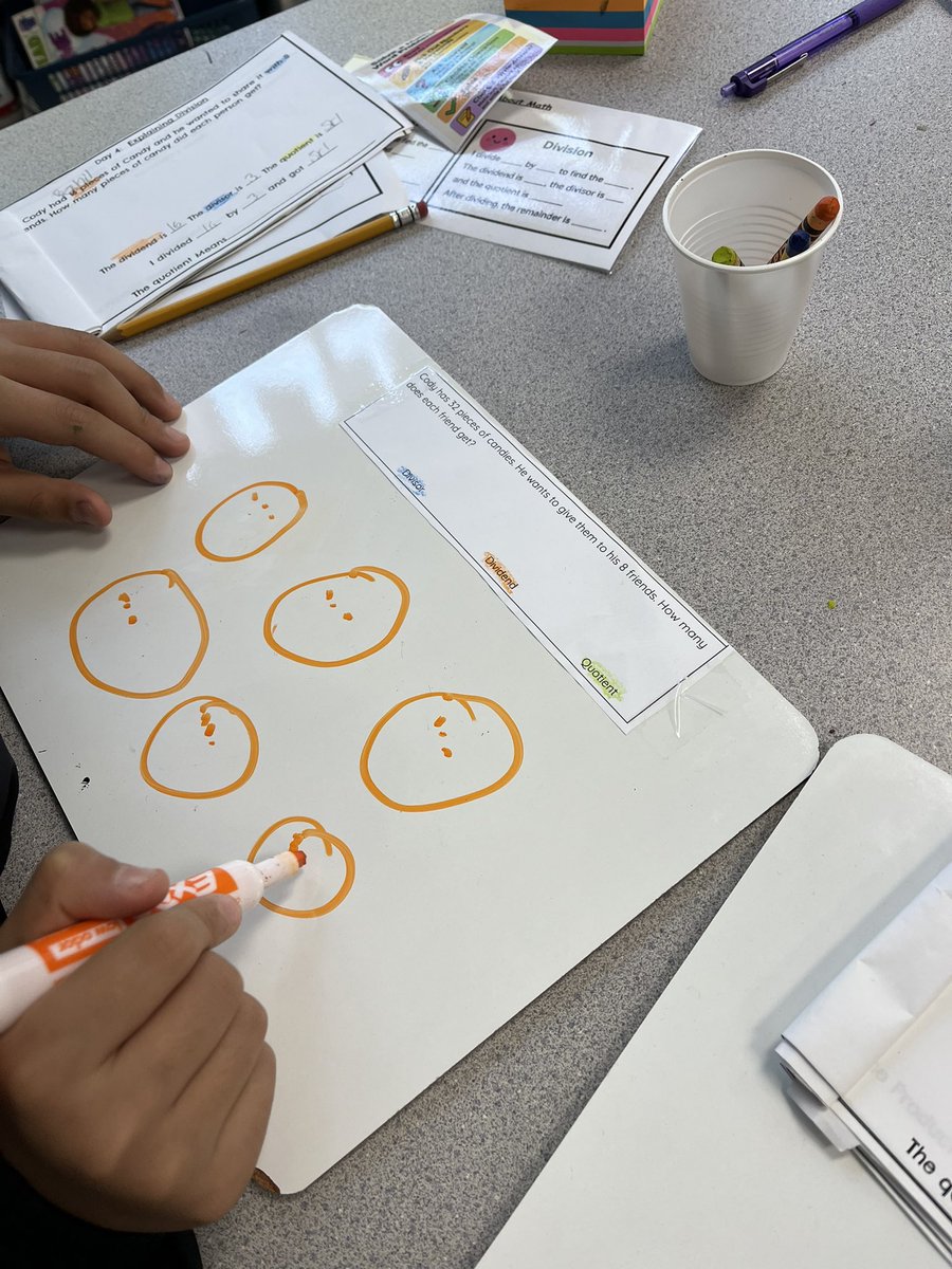 jenn_greco's tweet image. What a great day seeing targeted small group math instruction in 4th grade. #multimodallearning
