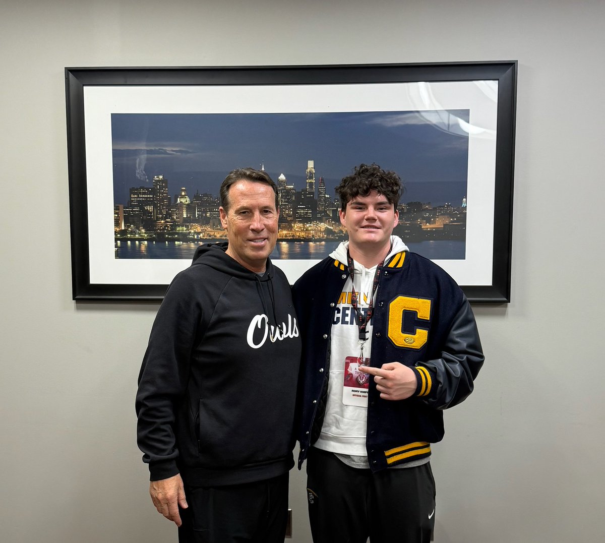roryknipp's tweet image. Great Official Visit (OV) @Temple_FB Thank you for the hospitality @TUGinn @CoachJohnFisher @CoachArleo_TUFB @CoachKCKeeler  @HayseIsaiah can't wait to be back! 
HOME?!?

@PCC_FOOTBALL 
@CoachLehmeier 
@RonFuchsCC 
@AdamSciulli 
@DL_Coach_Mazur 
@WPIAL_Insider 
@PA_TodaySports…