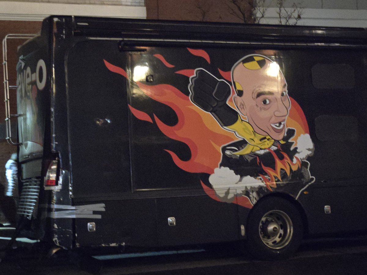 DiabolicJester's tweet photo. Thank you @steveo for an amazing show.  My girlfriend and I enjoyed every second of it.  Thanks for the laughs and keep being you dude! https://t.co/VosjvmrLGm
