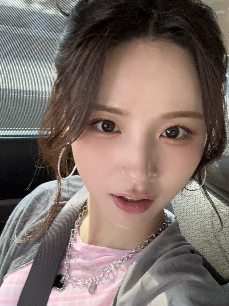 I_m_chillin's tweet image. #ICHILLIN #아이칠린 #JIYOON #지윤