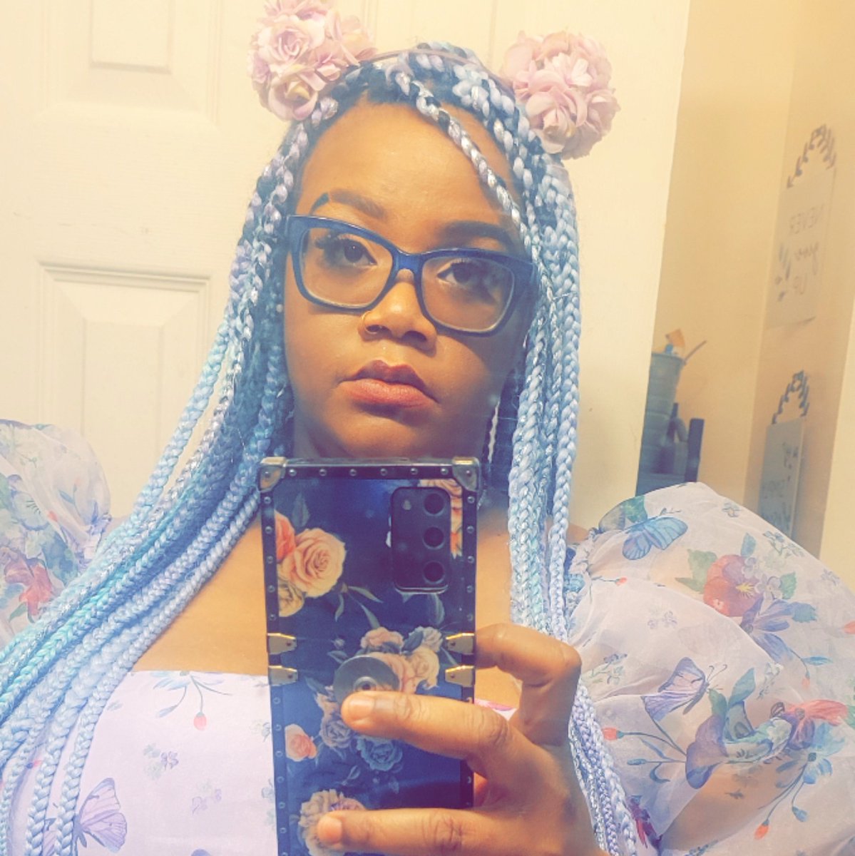 TheBlueMoonGoddess tweet media