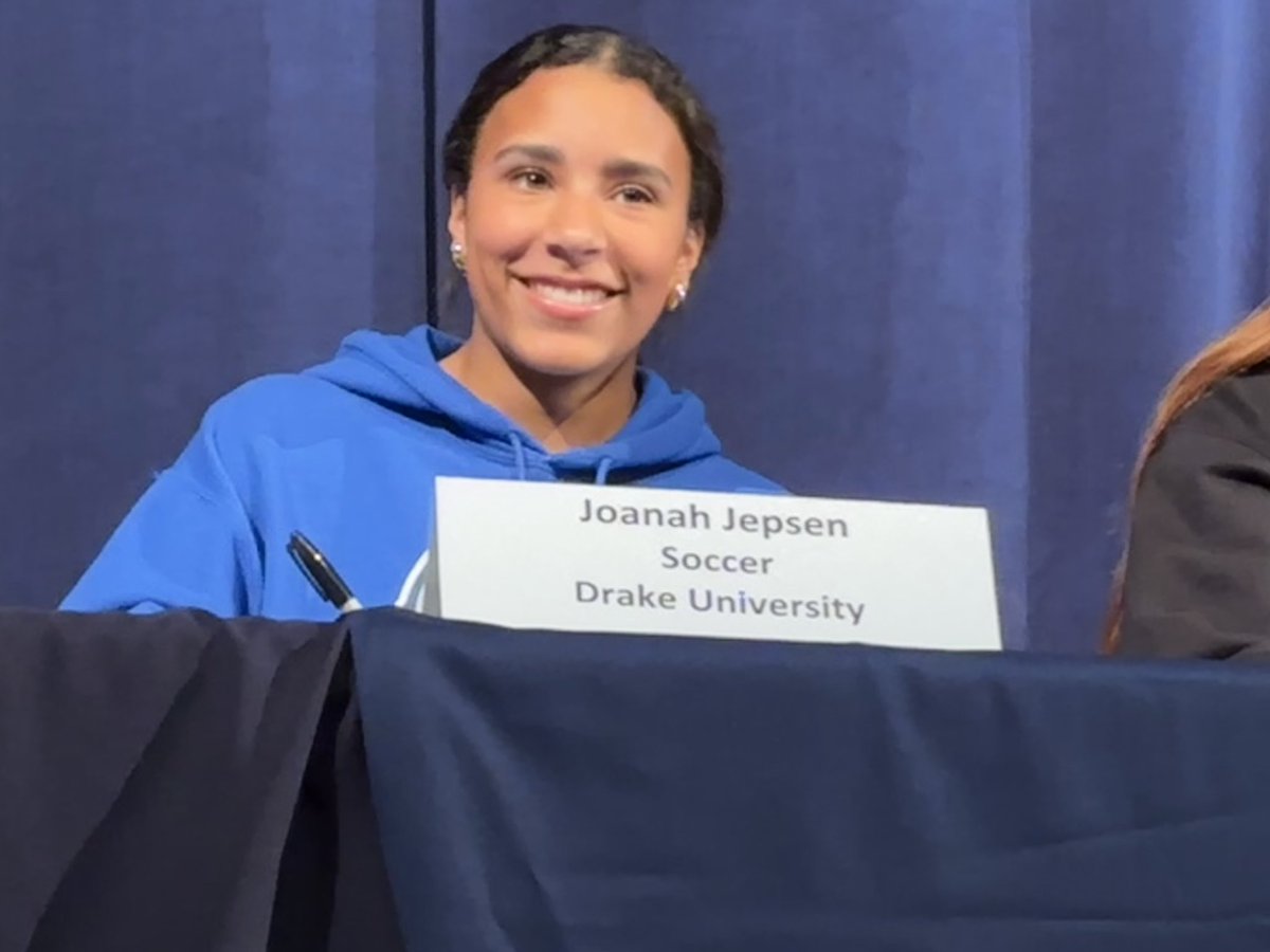 PVGirlsSoc's tweet image. Congratulations to one of our very own on signing to play at Drake! Your perseverance and toughness are unmatched, Joanah. Can’t wait to watch you bring it one more time this spring! #SpartanNation #RACEtowin