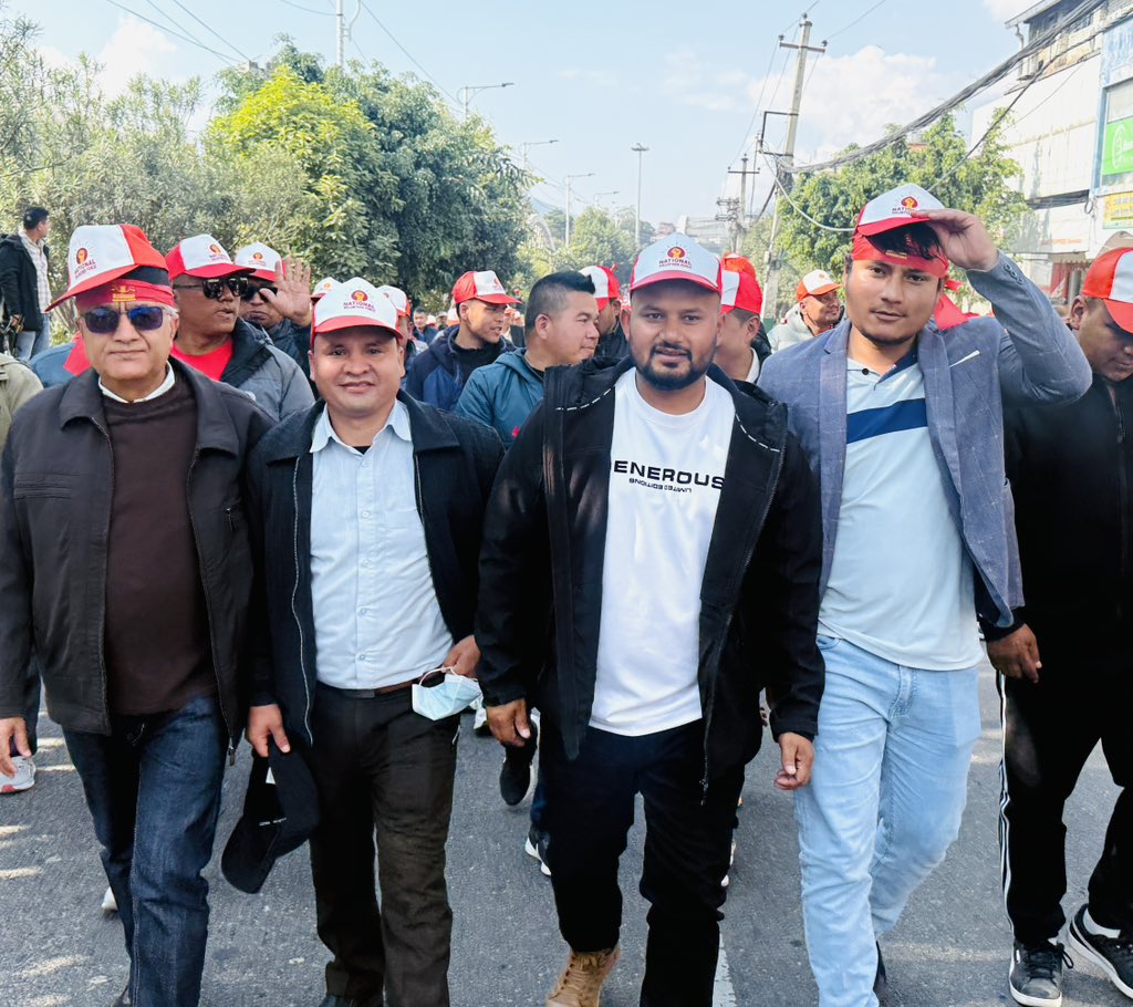 girirochak's tweet image. नेशनल volunteer फोर्स ✊
अराजकता मुर्दावाद !!!