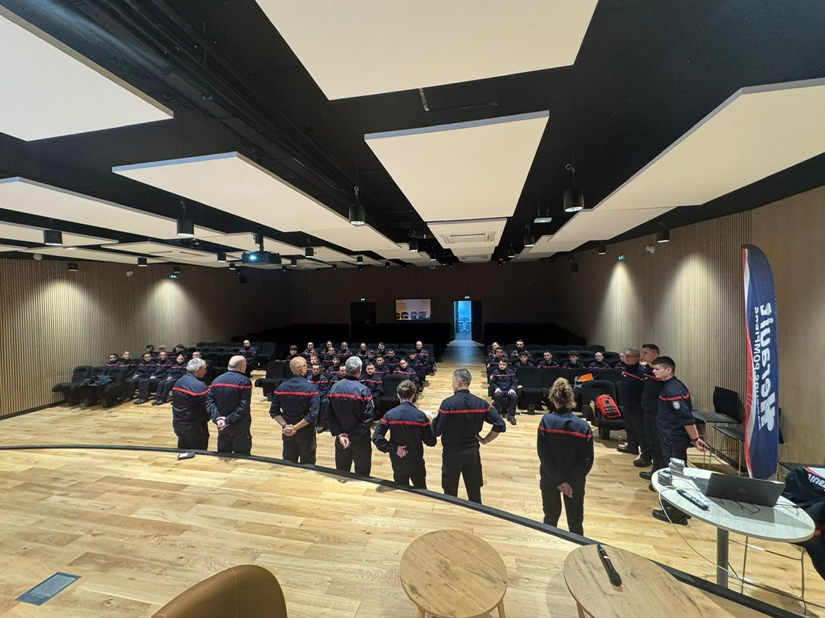 PompiersHerault's tweet image. #Welcome|| Samedi 15/11 c&apos;était la journée d&apos;intégration pour 4⃣2⃣ nouvelles recrues #SPV du #SDIS de l&apos;#Hérault au Pôle de Préparation à l&apos;Engagement aux Situations d&apos;Urgences #PPESU  Gignac sous la présidence du Lieutenant-colonel Gilbert Arnal #CourageEtDévouement
