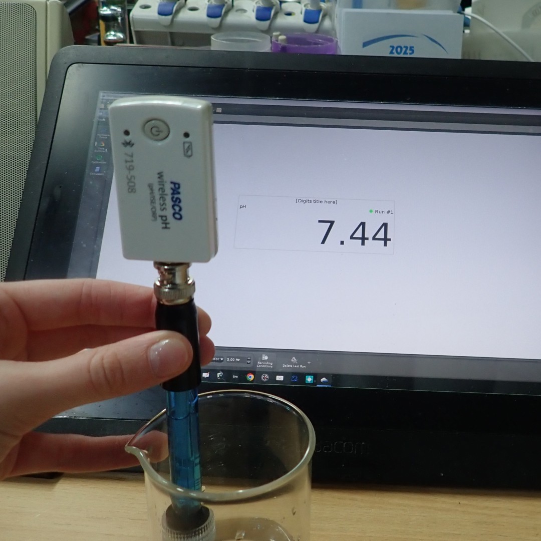 Strong acid or weak acid? Using <a href="/pascoscientific/">PASCO scientific</a> pH sensors, students measure real differences in dissociation, far beyond what universal indicator can show. hemelprivatetuition.blogspot.com/2025/11/strong…