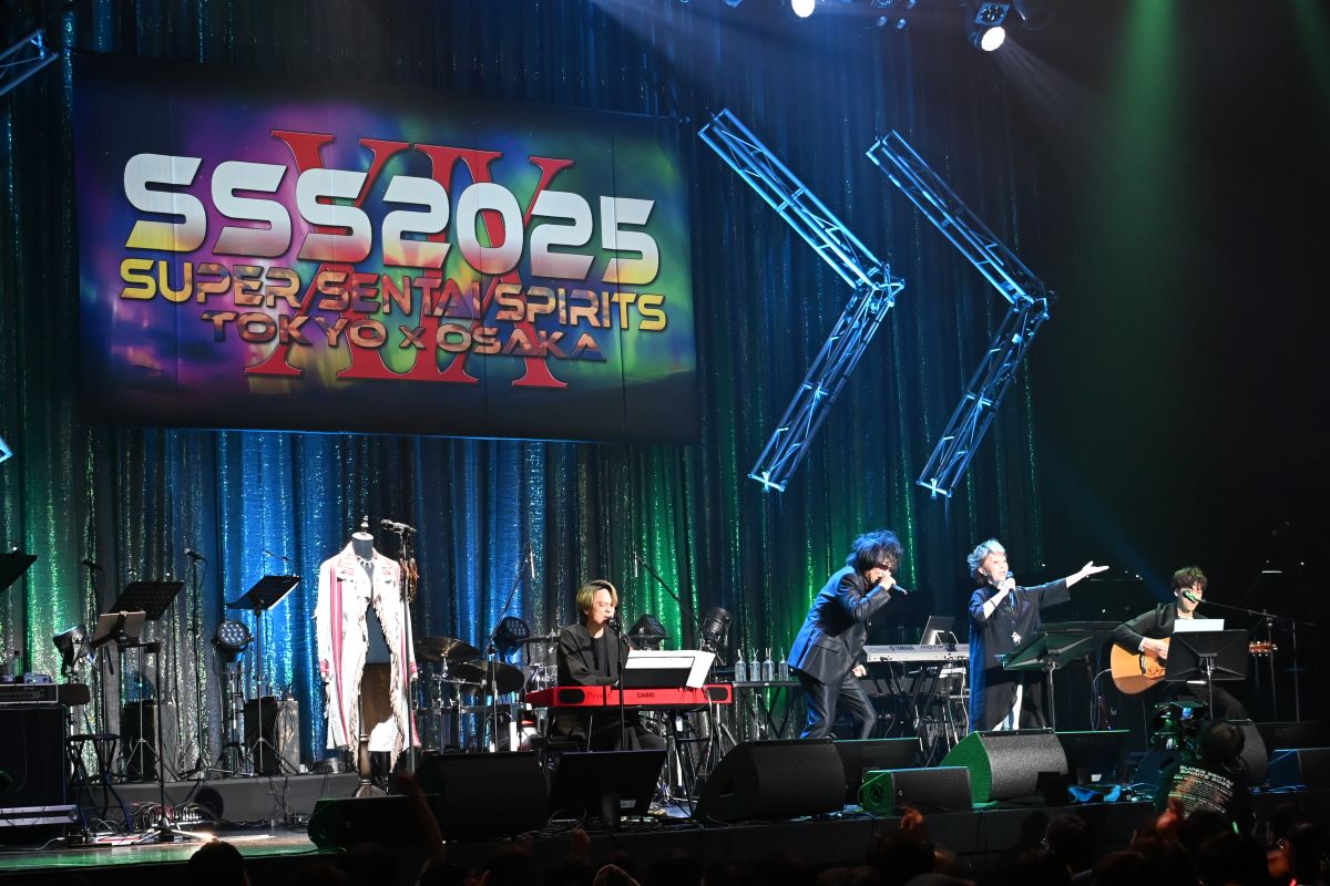 birthdaysong5's tweet photo. 「スーパー戦隊魂 XIX 2025“東京DAY2”」より、アコギコーナーのスペシャルショットです!

堀江さん、高取さん、鎌田さん、大西さんの4人で「轟轟戦隊ボウケンジャー」と「天装戦隊ゴセイジャー」を歌っていただきました!
天国のNoBさんにもきっと届いたでしょう👍

#SSS2025
#スーパー戦隊魂2025 https://t.co/Z7cOwAttT0