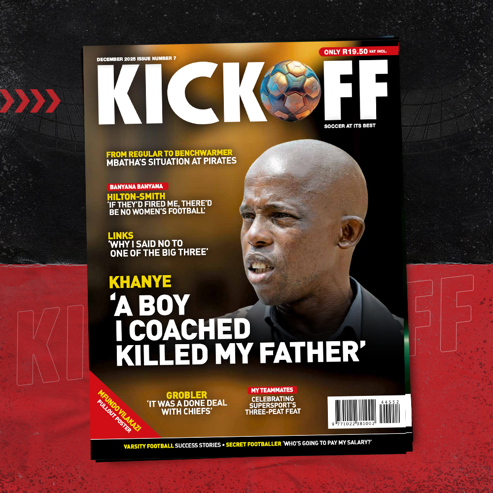 KickOffMagazine's tweet image. The December KickOff Magazine is out now❗

😥 “A BOY I COACHED KILLED MY FATHER.”
A raw, unfiltered Khanye opens up in a story you cannot miss.

Inside the December edition:

😩Mbatha’s fall from regular starter to benchwarmer at Pirates
🦾Hilton-Smith on the fight for women’s…