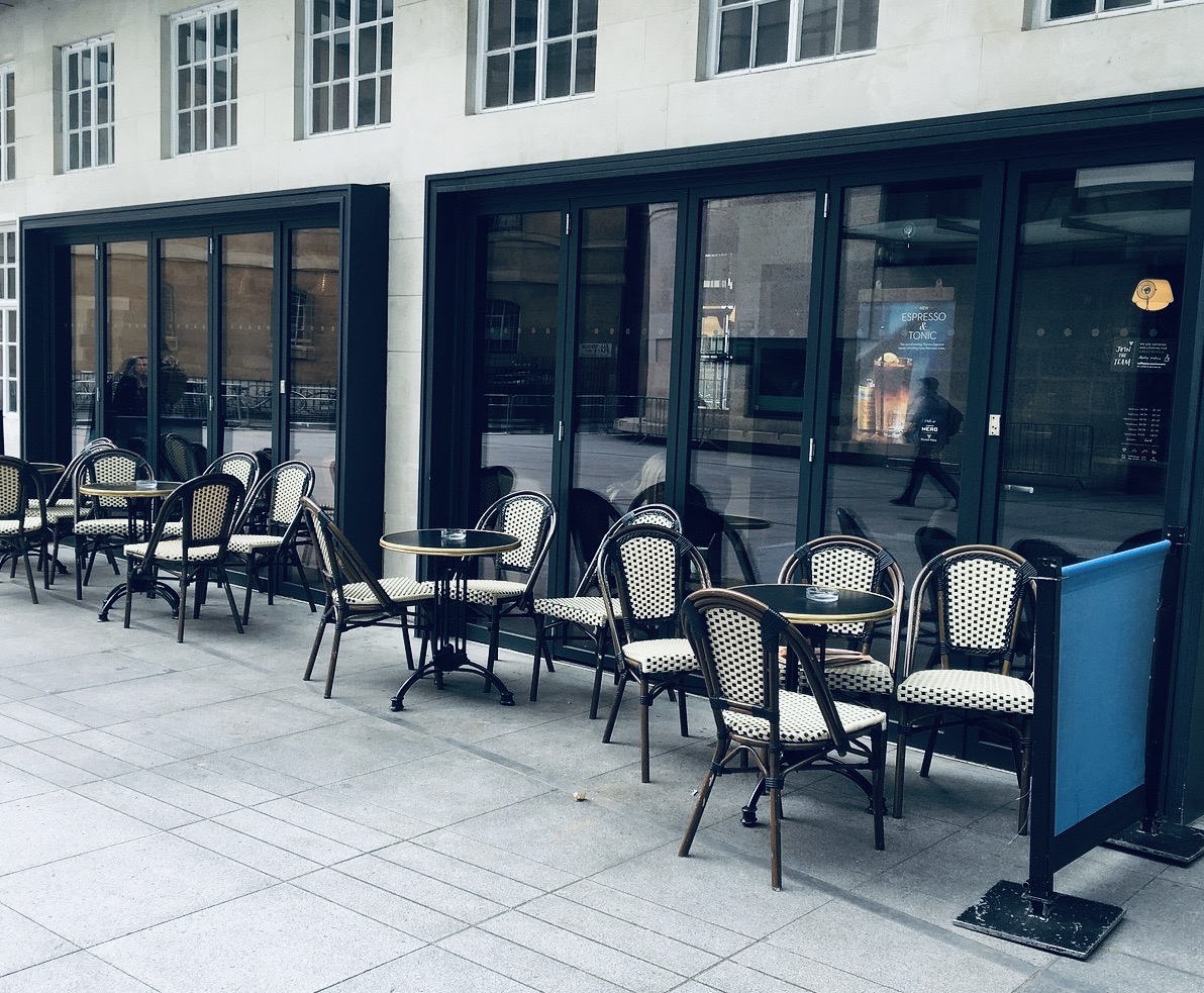 NerosSlacker's tweet image. Freezing my tits off outside Nero&apos;s this morning Thankfully that nice lady with the moustache who smokes cheroots from @bbcpersian has lent me her hot water bottle. Btw, just seen Debbie sleeping in a doorway on Regents Street next to 4 empty cans of K cider.