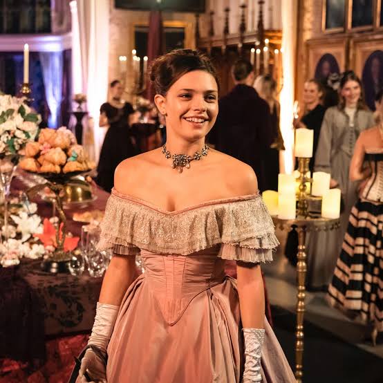 WithhLoveAnnie's tweet image. Face Card and Body Tea Unreal and Insane!

What Marvellous Casting. 

Hariett and Damian are just so gorgeous
#MaxtonHall #RubyJames