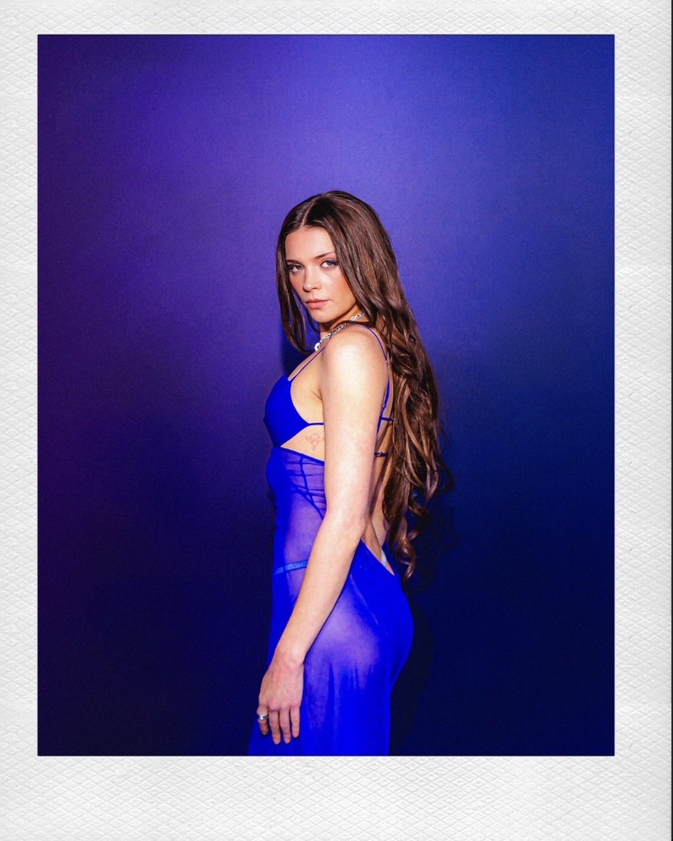 WithhLoveAnnie's tweet image. Face Card and Body Tea Unreal and Insane!

What Marvellous Casting. 

Hariett and Damian are just so gorgeous
#MaxtonHall #RubyJames