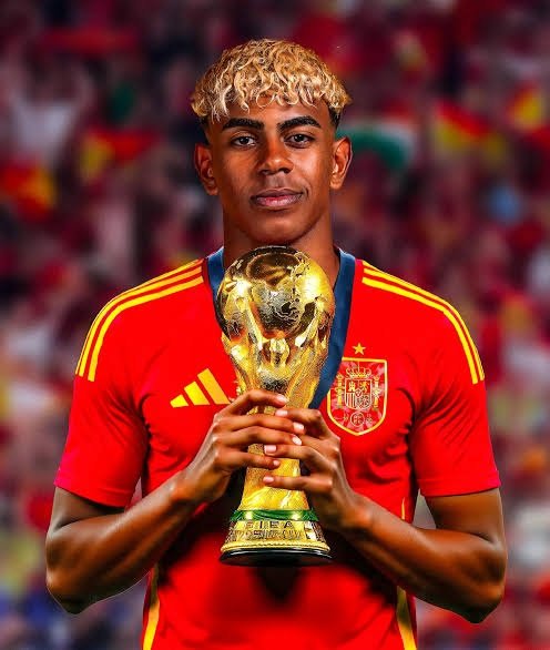 LamineEXtra's tweet image. Born for this 🤴✨️🪄⚡️