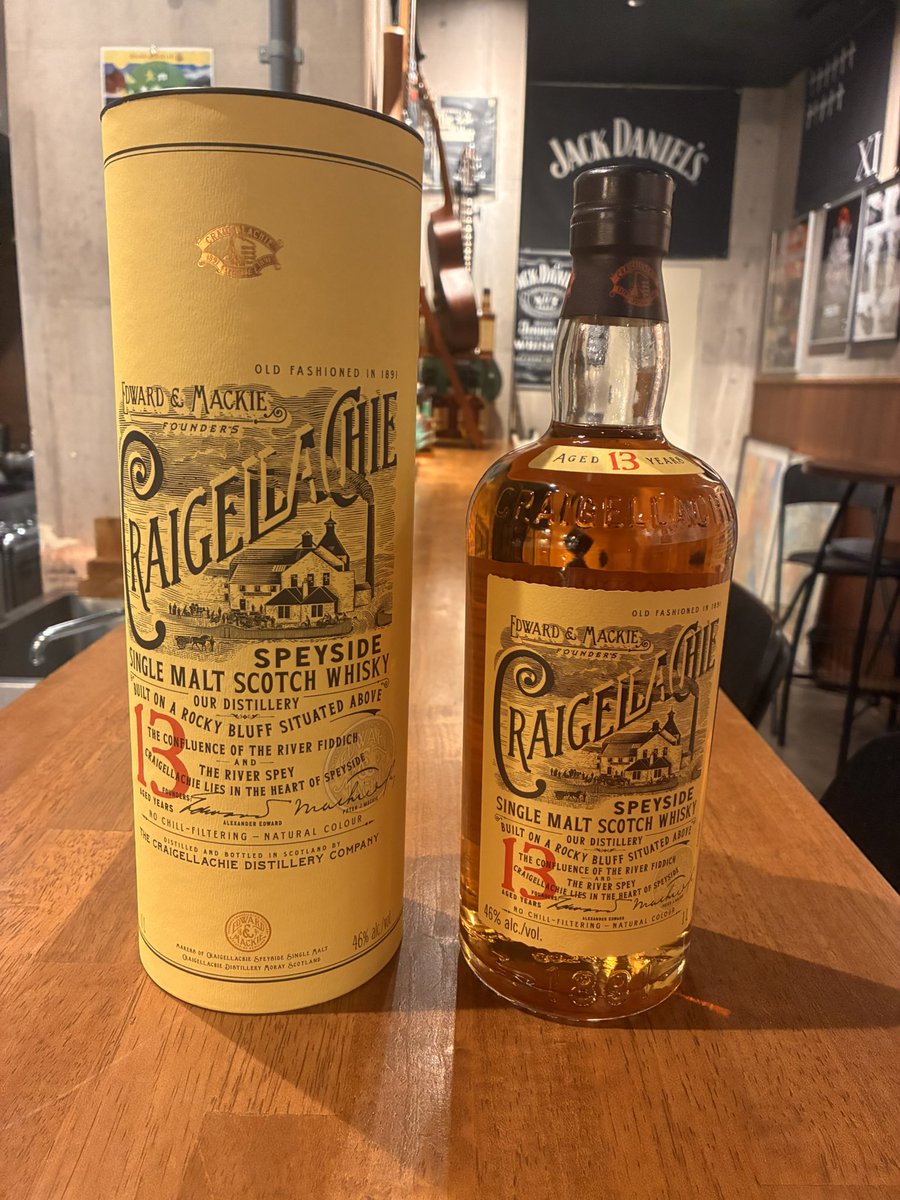 ラ*ク様 ❤️充実株❤️1256⭐️極上⭐️小輪⭐️多弁⭐️ 【オレンジ】クリス 松田実桜ちゃん(📷X10)2日遅れましたが😭19歳の誕生日おめでトゥース