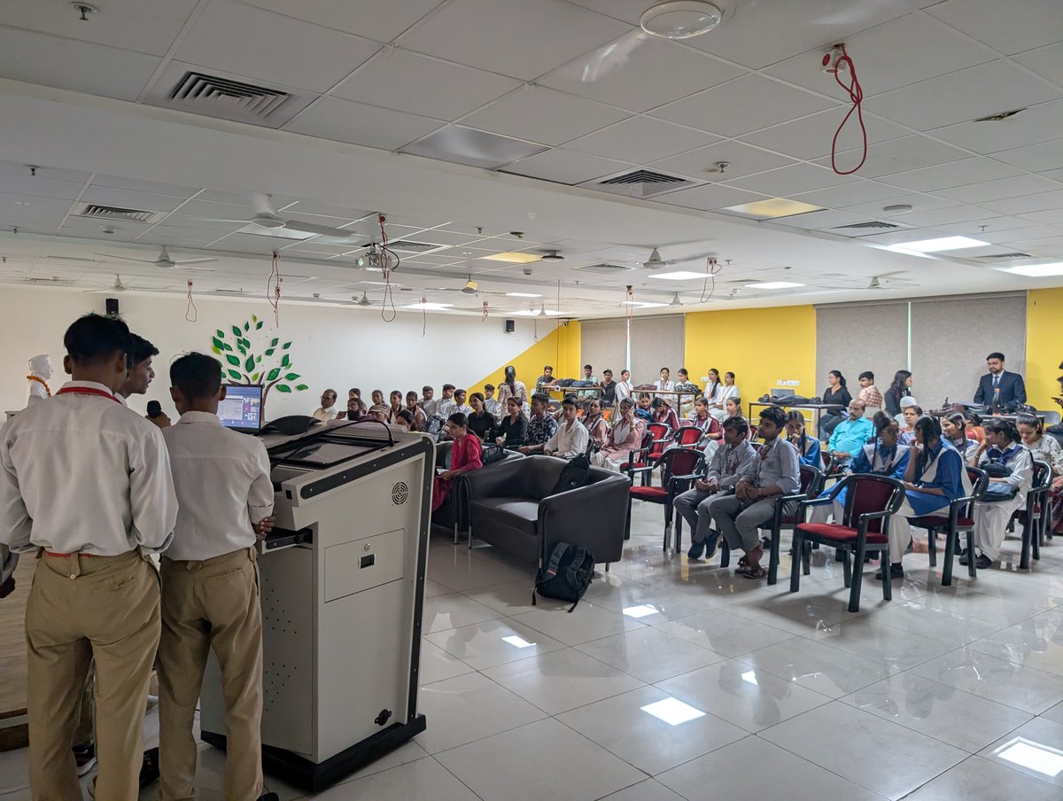 Youth Entrepreneurship Program

We are excited to share that the Atal Incubation Centre, Banaras Hindu University (AIC-BHU) in collaboration with Aavishkaar, successfully organized the Youth Entrepreneurship Program on 4th November 2025.