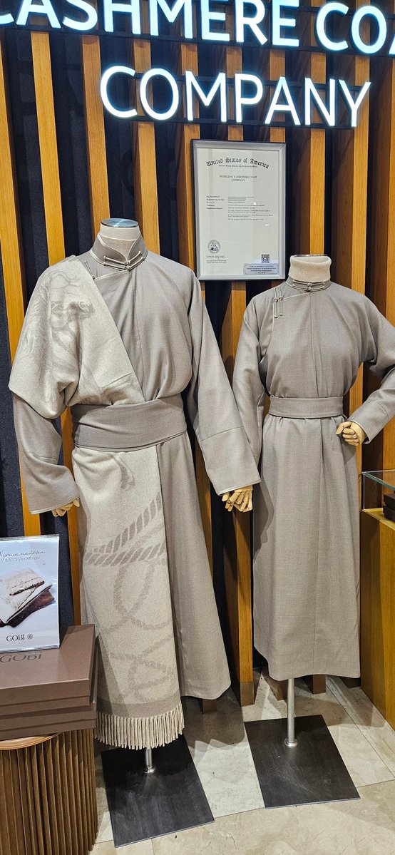 74943S2's tweet image. 고비 캐시미어 정말 옷이예쁨 몽골가면 한번씩 캐시미어샵 가보세요