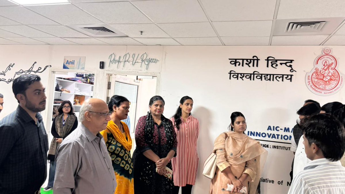 Marked a truly inspiring moment at our centre on 7/11/25 ,as we welcomed a distinguished representative from NITI Aayog.The interaction opened doors to powerful discussions on strengthening India’s startup ecosystem, fostering innovation, and encouraging youth.