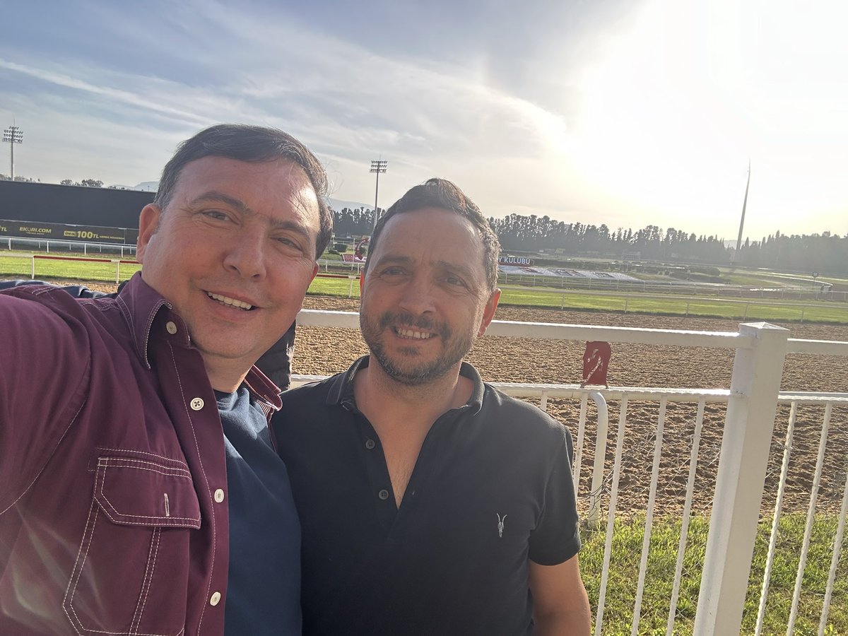 İzmir’ deyiz Şirinyerdeyiz 
Dost <a href="/FuatCakar796/">Fuat çakar</a> 🌹