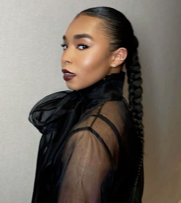 professionalgirlkisser ✨ (@bellafumblesss) on Twitter photo 