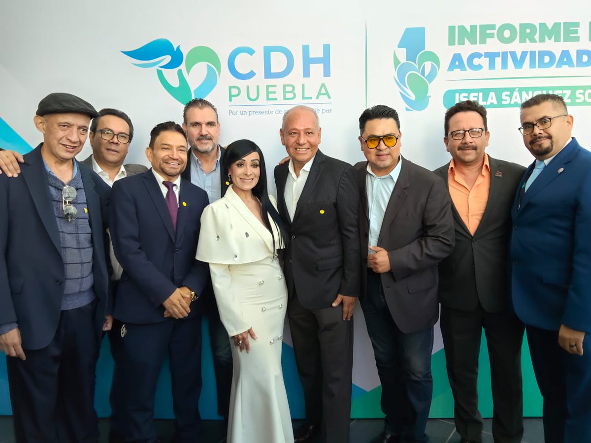 Hace días mi amiga la Lic. Isela Sánchez Soya, Pdta. de la Comisión de Derechos Humanos del Edo  de Puebla me invitó a su 1er informe de labores que dio en el Teatro del CCU.  Muchas felicidades por su labor a favor de los derechos humanos y por su equipo incluyente y eficiente