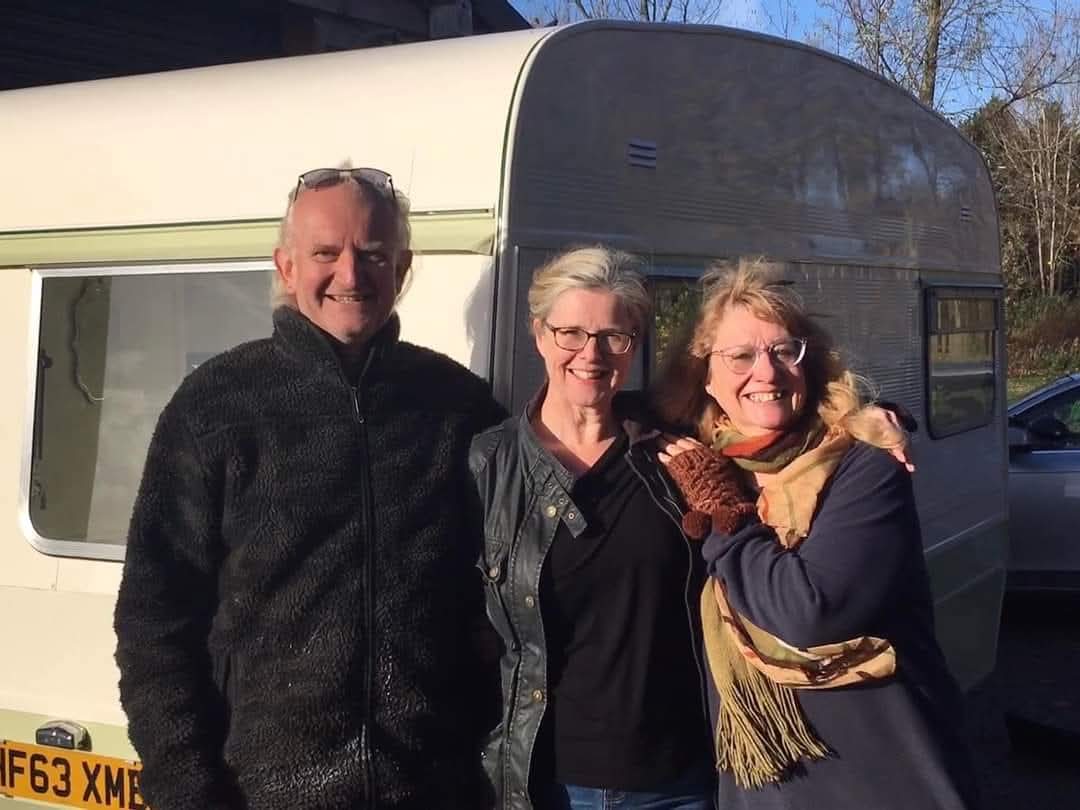 TheEnglishCarav's tweet photo. On This Day 2022....
Thank you Rachel Lavell for choosing us to help with your gorgeous Hetty! A 1978 Cosalt Piper.
You are part of our caravan family now! ❤️❤️❤️
#vintagecaravanworkshop #caravanworkshop #cosaltpiper #vintagecaravan https://t.co/VwI3wRq4CW