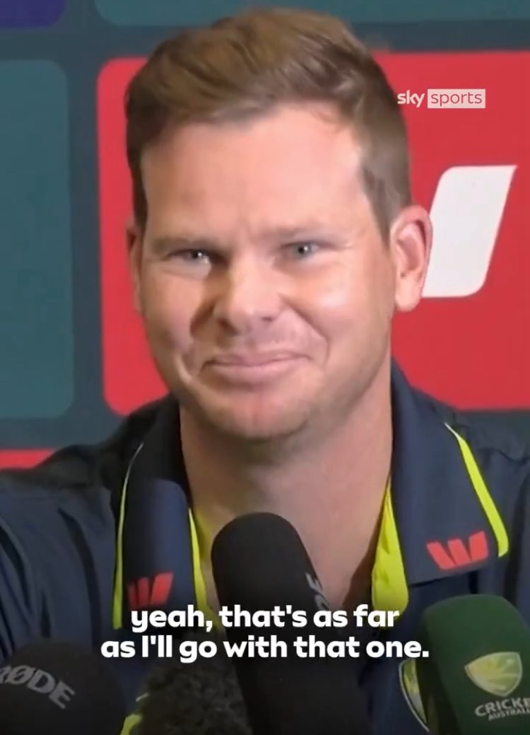 Steve Smith out for 17.

🥲 #Ashes