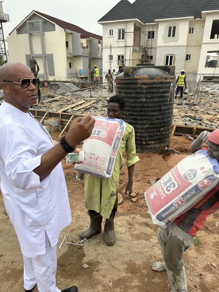 Hustler’s spirit , make I fess impress my oga first ❤️😞