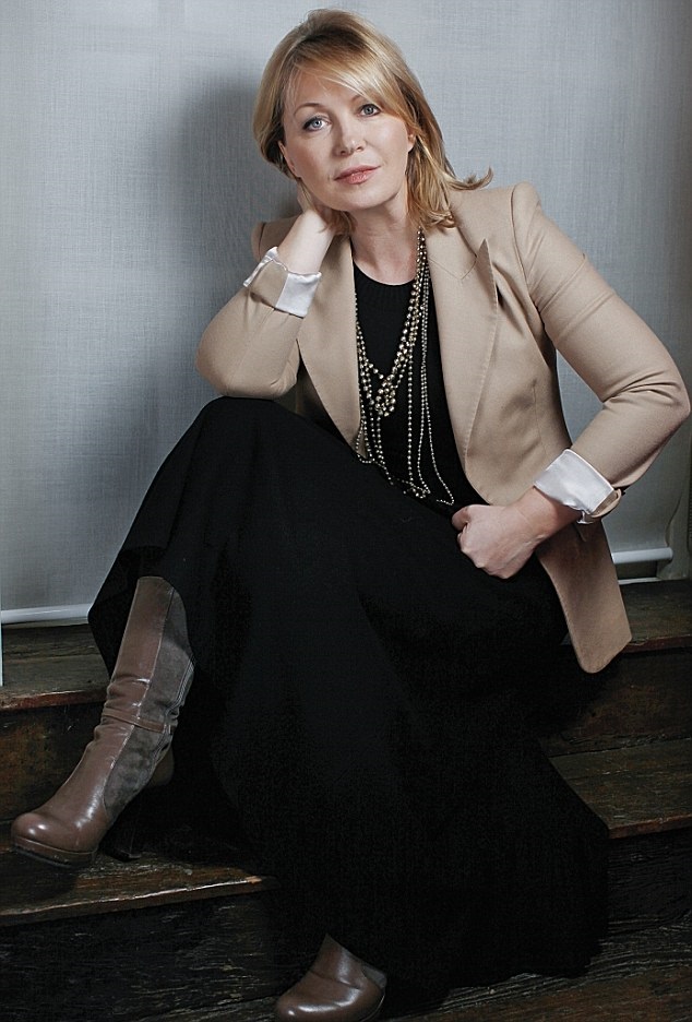 RetroTotty's tweet image. And a #HappyBirthday to former #ITVNews #Channel5 #news &amp;amp; #DesertIslandDiscs presenter, #KirstyYoung