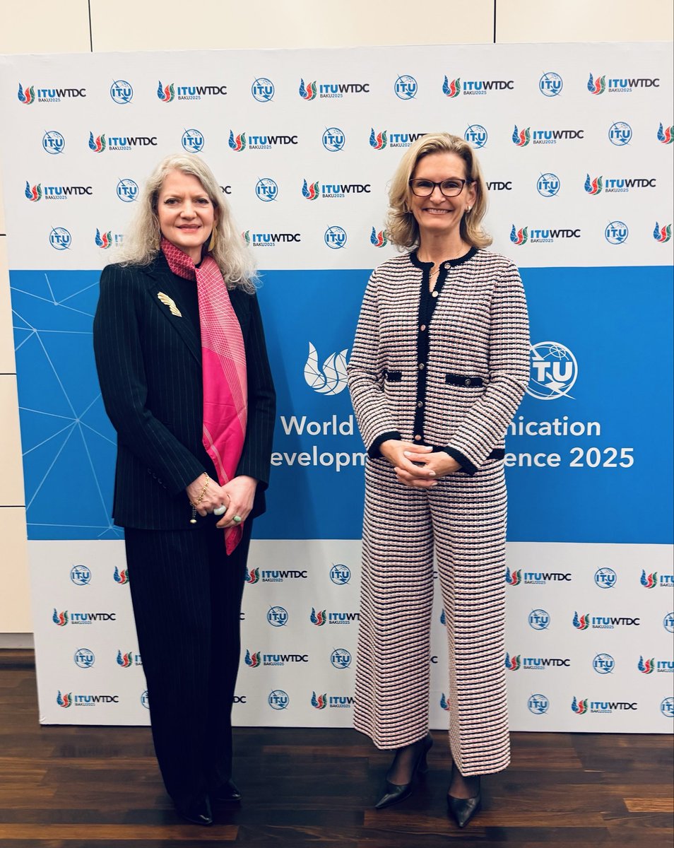 Allison M. Hooker tweet media