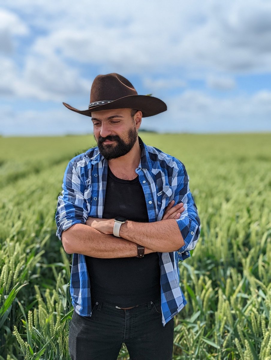 Tomates juteuses, courgettes croquantes, poivrons gorgés de soleil… 👉 Et si les Pays de la Loire devenaient d’ici 2050-2070 l’un des grands bassins européens de production de légumes d’été, là où le climat sera devenu trop chaud plus au sud ? 
💡C’est l’une des projections que