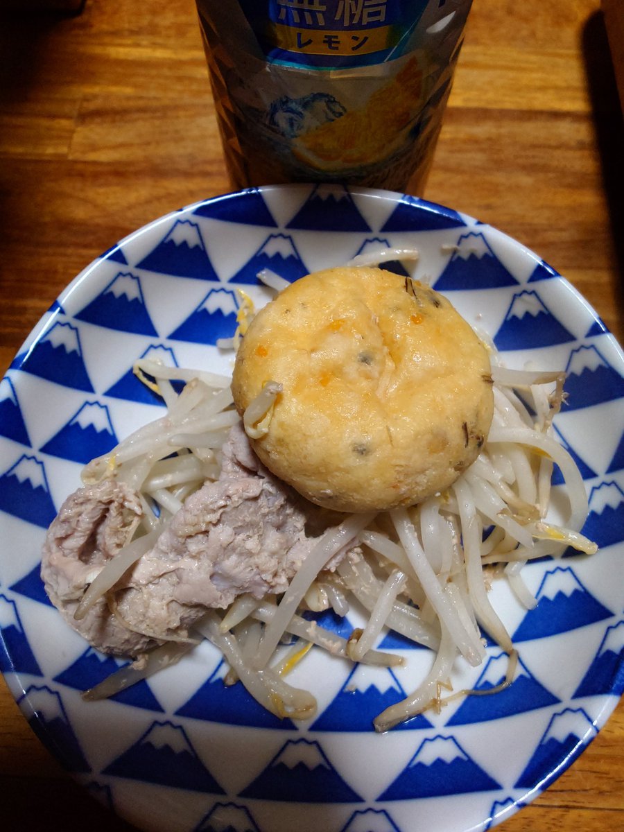 ftafyapm's tweet image. とうふ工房わたなべ、おでんがんも鍋🍲🥢😋👍👍🍻🍺🍺
#料理好き
#とうふ工房わたなべ
#おでんがんも
#酒好き
#晩酌