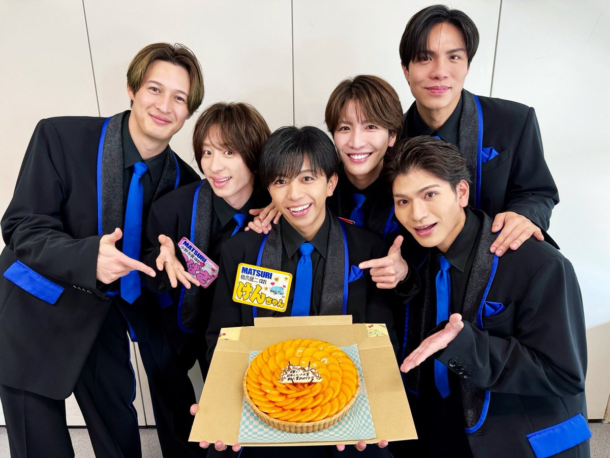 ケーキの写真載せ忘れてました🥹✨ #家族写真