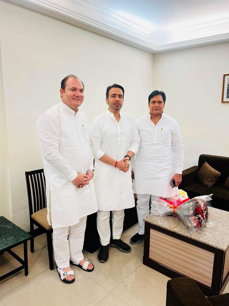 थानाभवन विधानसभा से विधायक,  भाई अशरफ़ अली ख़ान जी को प्राक्कलन समिति तथा सार्वजनिक उपक्रम एवं नियम संयुक्त समिति (2025–26) के माननीय सदस्य के रूप में मनोनयन पर हार्दिक बधाई एवं शुभकामनाएँ।<a href="/AshrafAliKhan__/">Ashraf Ali Khan</a>