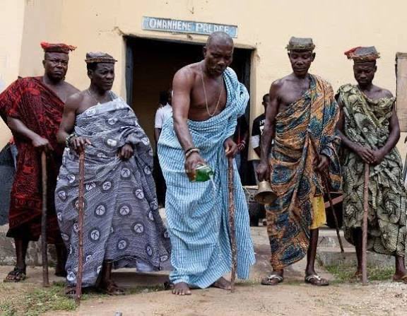 Good morning family 😇
Today will favour us 🙏🏻