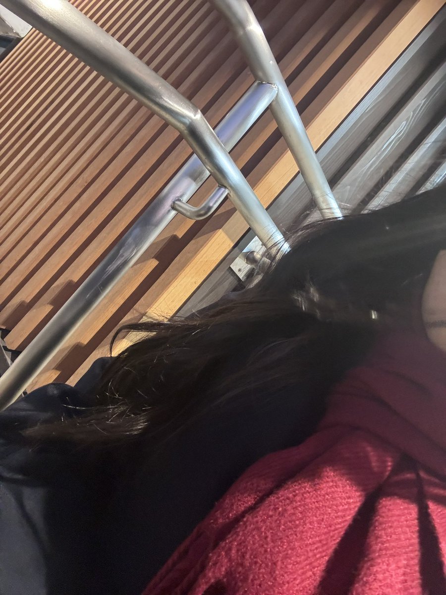 AAI1569's tweet image. さむい