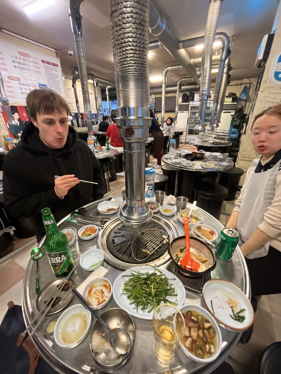 web3stu's tweet image. minted this mouth-watering 곱창-대창 with @claireorlarice and @CosmicDude3000 this past week. 

glad I could enjoy a meal with frens before we descend deep into crypto winter.