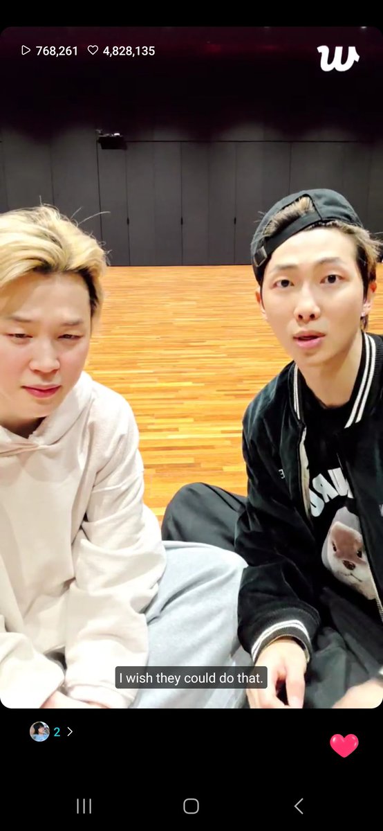 Took mu lunch break late - just in time for a minimoni live